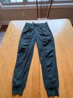 Lululemon Dance Studio Joggers Pants Green Size 10 Full Length Mid Rise